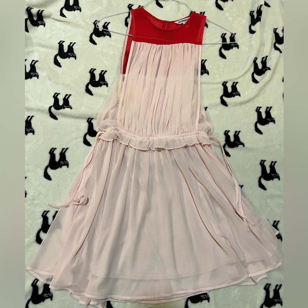 EXPRESS Dress in Pink